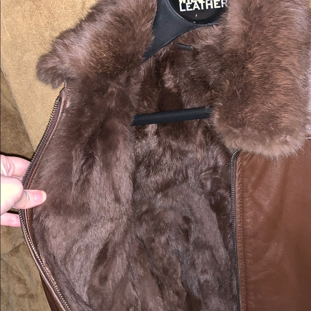 Leather jacket - Picture 3 of 4